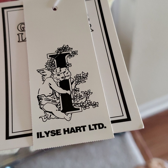 Leather jacket and matching sleeveless sweater - Picture 8 of 11